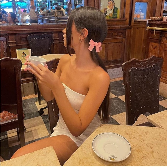 🦋 NWT White Knit Y2K Strapless Tube Top Mini Dress | Light Pink Rose Detail - Picture 3 of 7